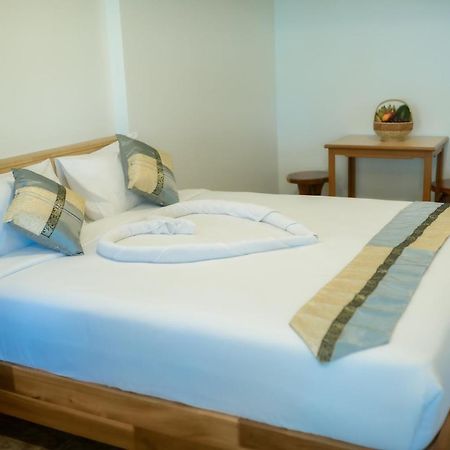Coconut Grove Hotel Samui 查汶海滩 外观 照片