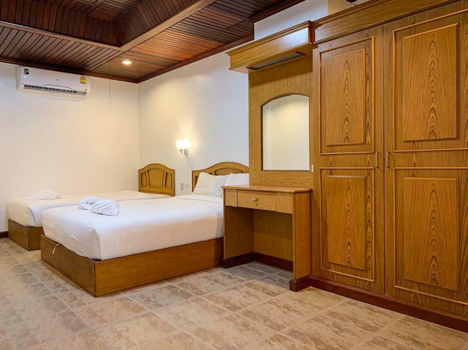 Coconut Grove Hotel Samui 查汶海滩 外观 照片