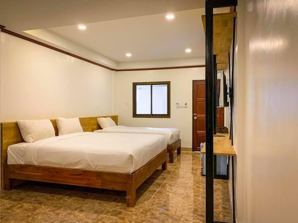 Coconut Grove Hotel Samui 查汶海滩 外观 照片