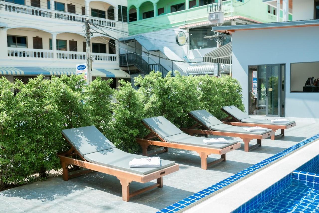 Coconut Grove Hotel Samui 查汶海滩 外观 照片