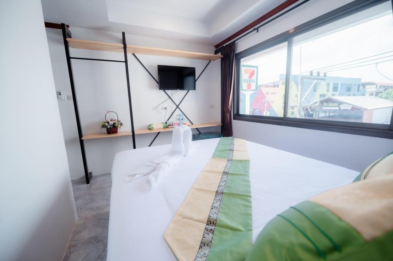 Coconut Grove Hotel Samui 查汶海滩 外观 照片