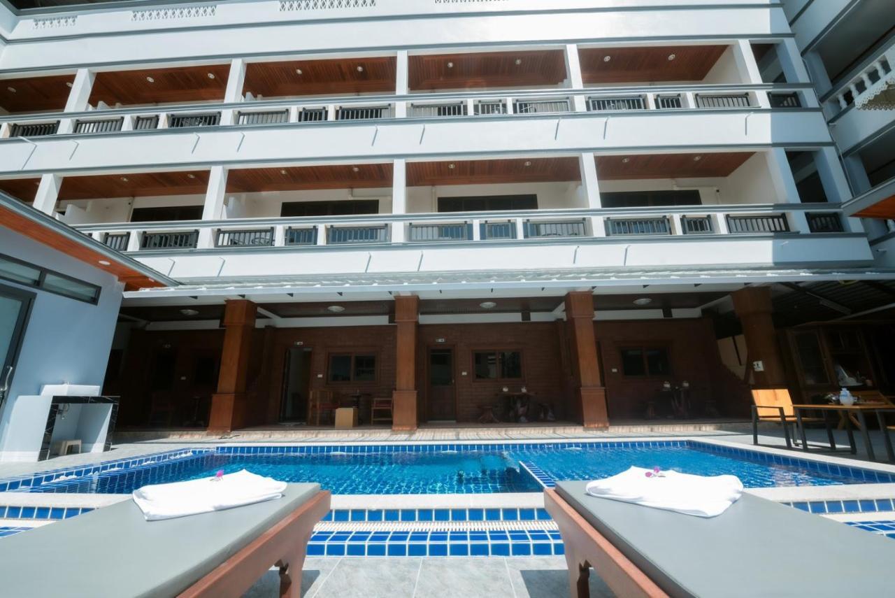 Coconut Grove Hotel Samui 查汶海滩 外观 照片