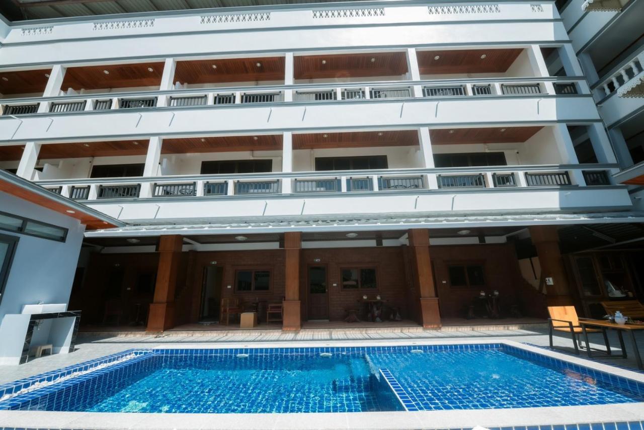 Coconut Grove Hotel Samui 查汶海滩 外观 照片